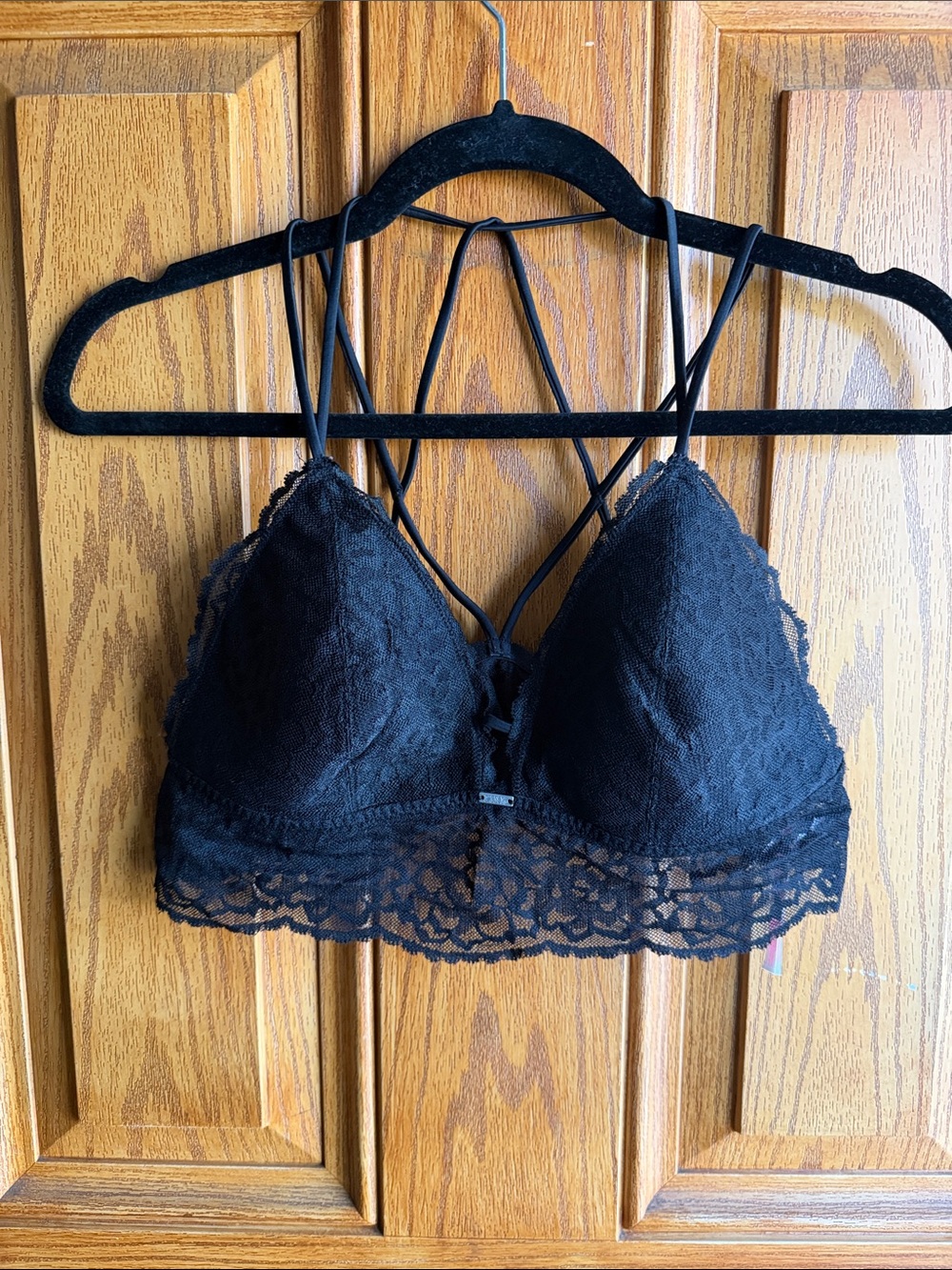 PINK Victoria's Secret Black Lace Strappy Bralette